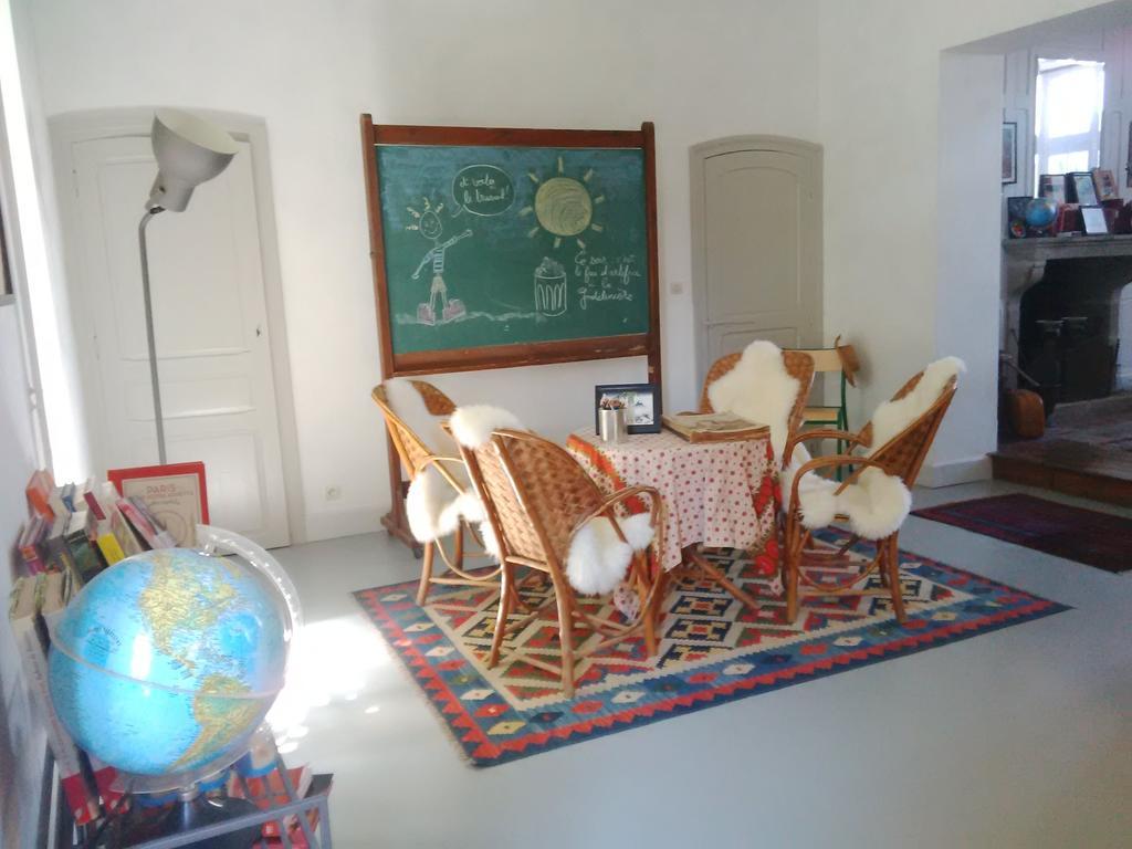 La Bonne Ecole Bed and Breakfast Les Landes-Genusson Buitenkant foto